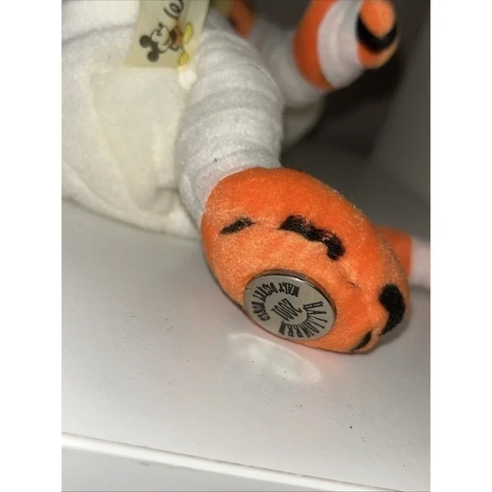 Walt Disney World Tigger Halloween 2001 Bean Bag‎ Mummy Plush/Toy EUC